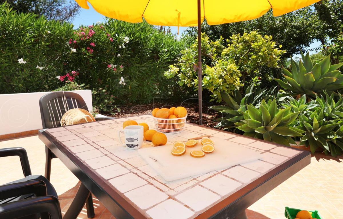 Casa Beachcomber Le Jardin Des Arts Lagos Exterior photo